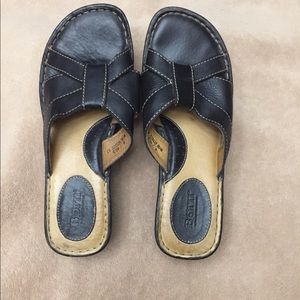 Born Black Leather Slides, 2 1/2” Heel